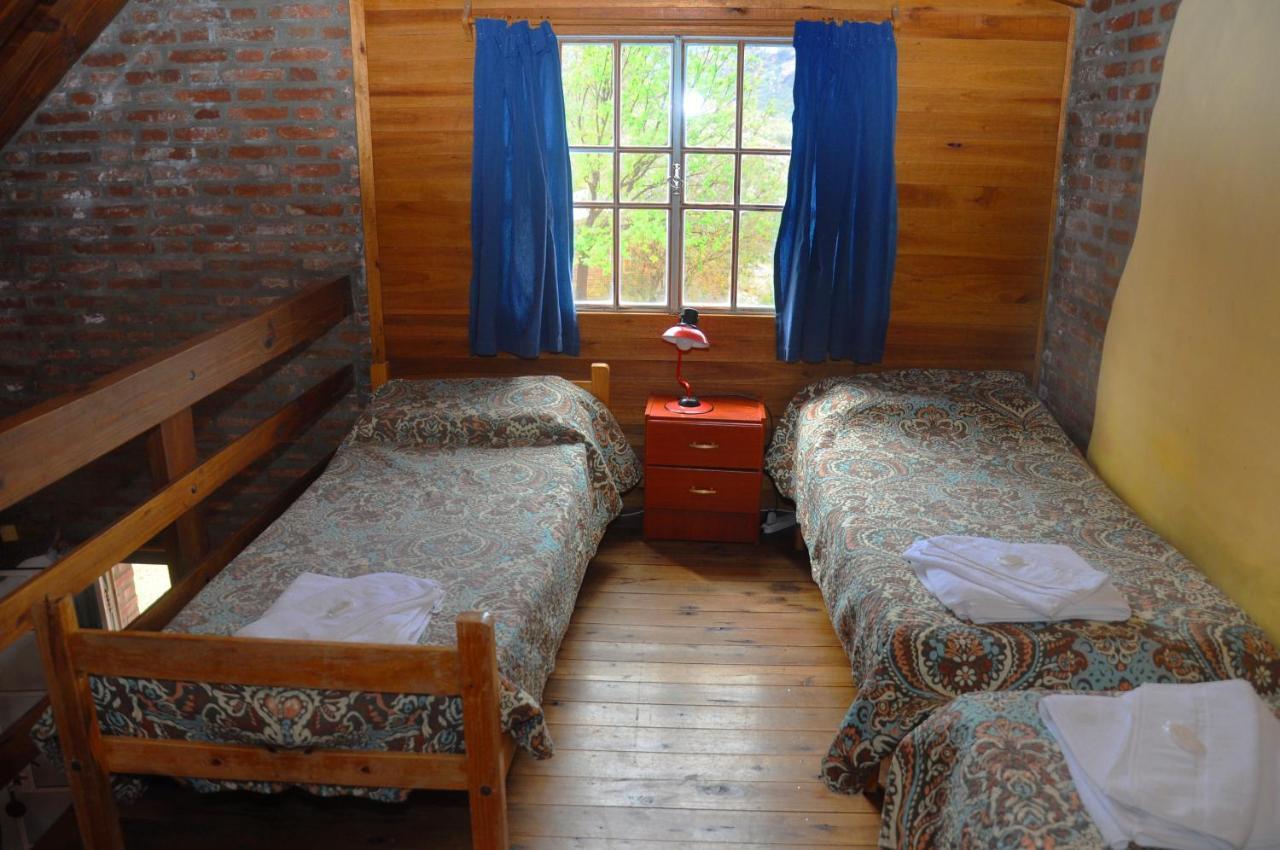 La Toma Complejo De Montana - Cabanas Y Habitaciones En Hosteria Мина Клаверо Екстериор снимка