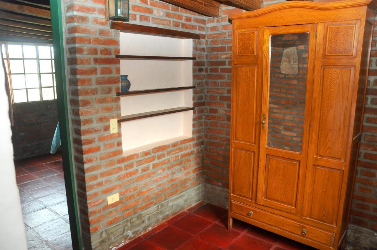 La Toma Complejo De Montana - Cabanas Y Habitaciones En Hosteria Мина Клаверо Екстериор снимка