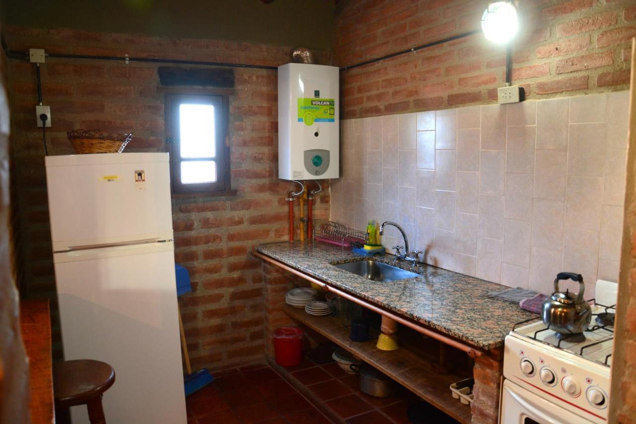 La Toma Complejo De Montana - Cabanas Y Habitaciones En Hosteria Мина Клаверо Екстериор снимка